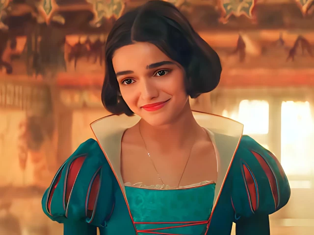 snow white rotten tomatoes